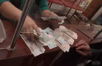«Мізки мягше будуть»: розкрита правда про російські зарплати