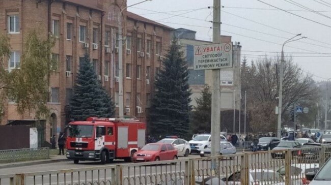 Термінова евакуація людей у Харкові, злетілися спецслужби: подробиці НП