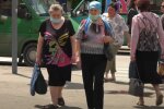 пенсионеры в масках, пенсии, остановка, маршруки, пенсионерки, бабушки