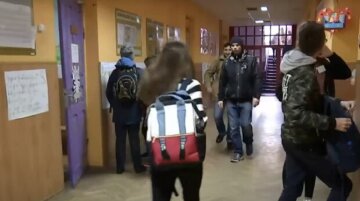 На Одещині школярам доведеться вчитися в теплиці, фото: "ми не перемогли, але нас почули"