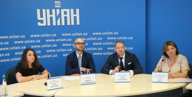 Сеть АЗС «МОТТО» призывает президента Зеленского и министра Авакова остановить рейдеров-террористов, а Минюст – открыть глаза на нарушения законов