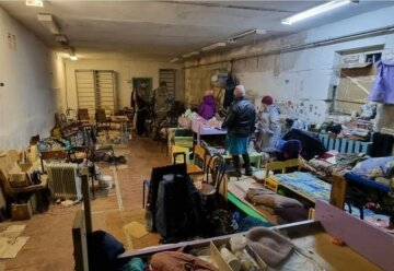 "Тут живые были рядом с телами": оккупанты удерживали в подвале более 150 человек, фото
