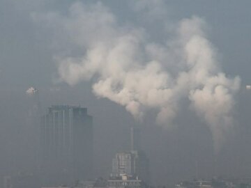 Нечем дышать: "грязный" воздух установил в Киеве рекорд