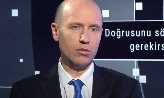 Политика судят не по тому, что он говорит, а по тому, что он делает, - Руслан Бизяев