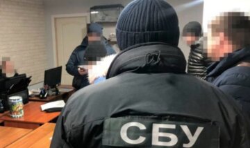 В Украине к 12 годам тюрьмы приговорили коллаборантов: корректировали обстрелы школ и больниц