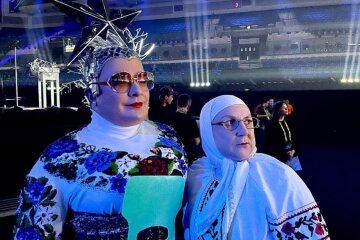 Вєрка Сердючка та мама