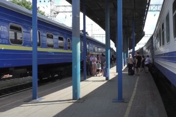 новый график движения поездов в Днепре и области