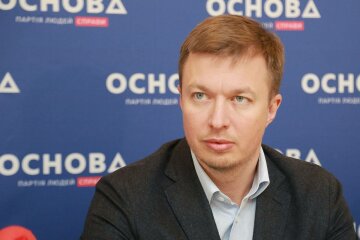 Андрей Николаенко, Основа