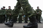 солдат