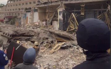 Збільшилася кількість жертв ракетного удару по центру Краматорська: названо нові страшні цифри