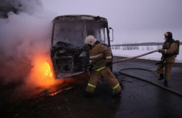 автобус сгорел