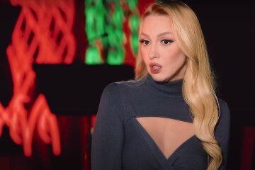 Оля Полякова