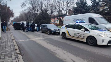 Спецоперация в центре Днепра, задержаны несколько человек: кадры происходящего