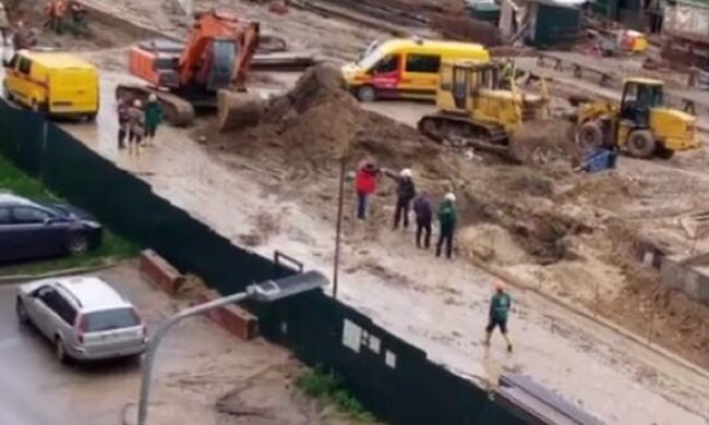 Будівництво метро на Виноградар зупинилося: відео НП