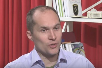 СМИ исследовали, как Бутусов менял мнение о Минских договоренностях в зависимости от политической конъюнктуры