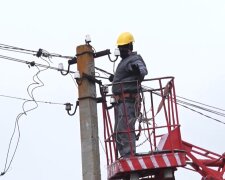 Графіки відключення світла у Полтавській області на 25 березня