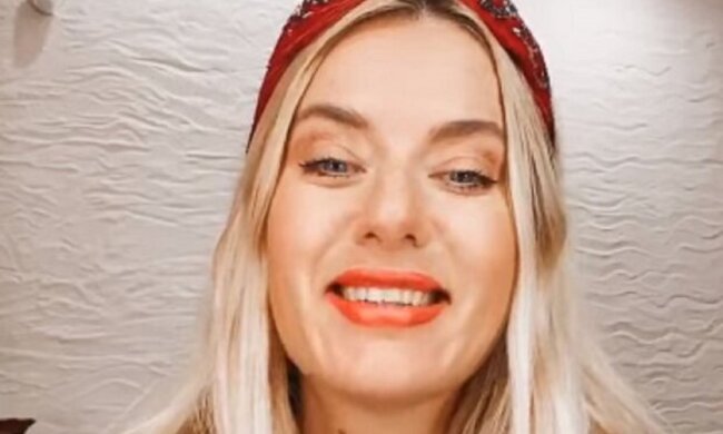 Жена продюсера Сердючки и KAZKA оказалась босиком улице в дождь: "Можно выгнать девушку из Кривого Рога, но..."