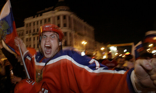 Russia Celebrates Gold Medal Win After 2008 IIHF World Championship