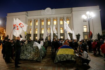 Володимир Парасюк про депутатів-брехунів, незрозумілу медреформу та відкриті списки