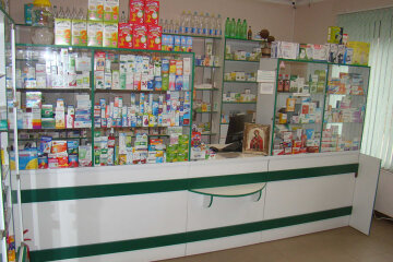 В днепровской аптеке продали просроченное на полтора года лекарство: "Снял наклейку и..."