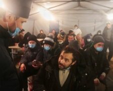 Волонтеры УПЦ обустроили пункт обогрева в Киеве и накормили бездомных на Новый год