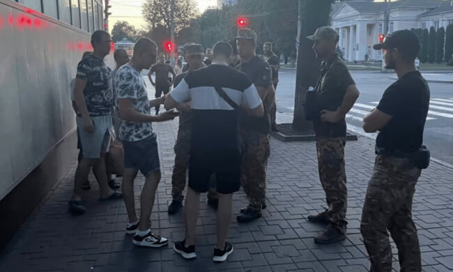 напад на військового