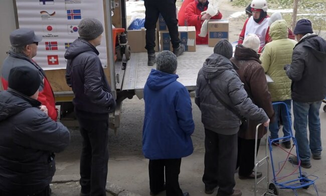 Гуманітарна допомога для пенсіонерів у Харківській області