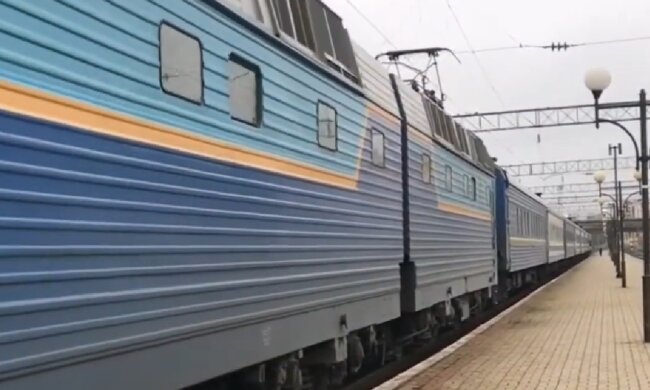 Новий графік руху транспорту в полтавській області