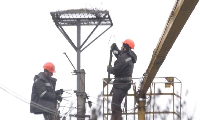 Графіки відключення світла в Рівненській області на 28 січня