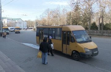 Обмеження руху у Полтаві