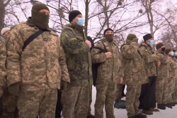 "Прекратите нервничать": почему мобилизуют мужчин без опыта службы, объяснение Минобороны