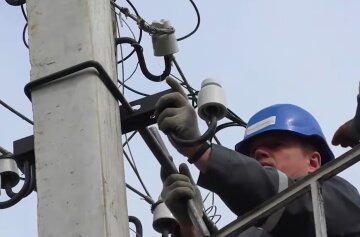 Графики отключения света в Полтавской области на 18 апреля