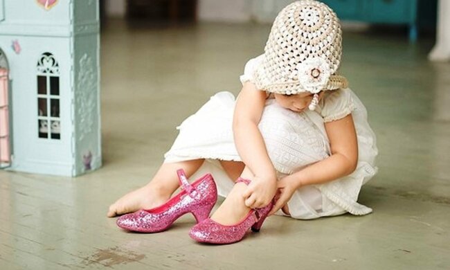 ребенок, девочка, каблуки, туфли, обувь