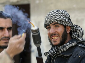 Сирійці протистоять потужній армії саморобною зброєю (фото)