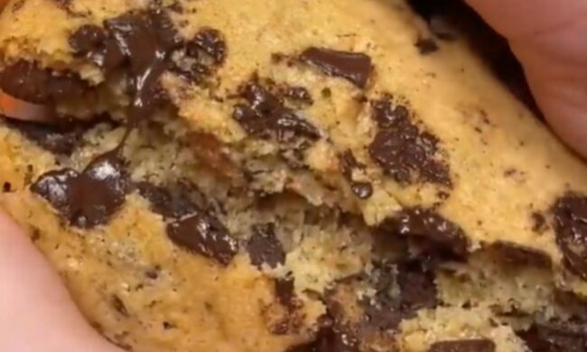 Без проблем та складнощів: "Мастер Шеф" Хіменес-Браво дав рецепт солодкого печива з шоколадом