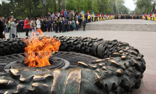 9 мая: история против истерии