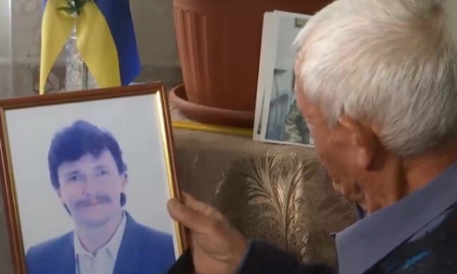 "Немає ні честі, ні совісті": шахраї вкрали сотні тисяч у батьків, які втратили сина в битві на Донбасі