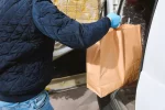 Прикидається кур'єром: людей попередили про нахабного шахрая, який промишляє в Києві