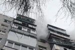У Броварах вогнем охопило багатоповерхівку: людей масово евакуювали з квартир, відео з місця НП