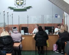 Грошова допомога для пенсіонерів та ВПО у Запорізькій області