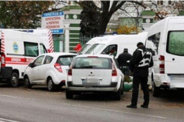В Одесі поліція влаштувала рейди біля лікарень, кадри: за що штрафують