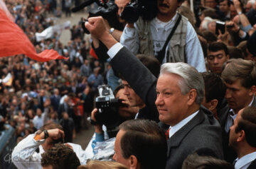 Эпоха позора: в России устроили флешмоб против Ельцина