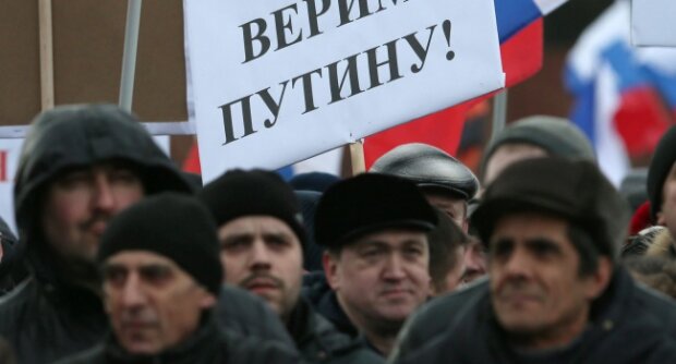 Крым вылазит боком: россияне массово уезжают и отдают свои квартиры даром, кадры "роскоши"