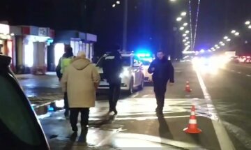В Киеве пьяный водитель врезался в машину "Новой почты": забирал жену из больницы и сам туда попал