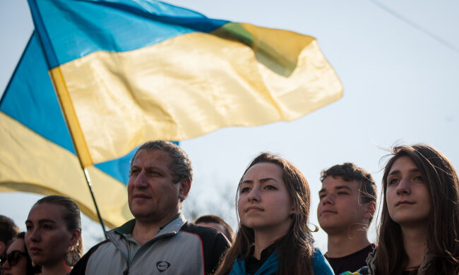 митинг протест украина флаг