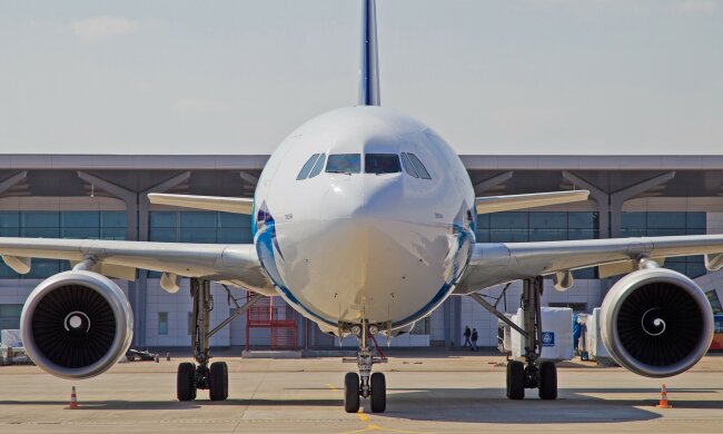 аэропорт самолет Airbus A-310
