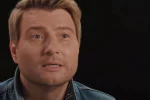 Микола Басков випадково засвітив зайве на фото з відпочинку: "Це дружина і дочка?"