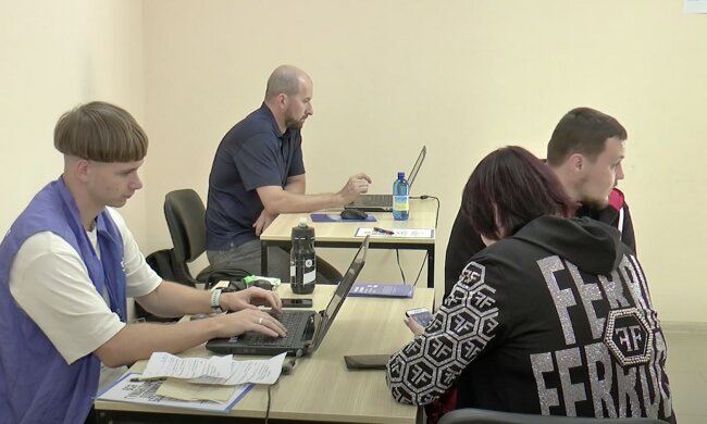 Грошова допомога для ВПО у Запорізькій області