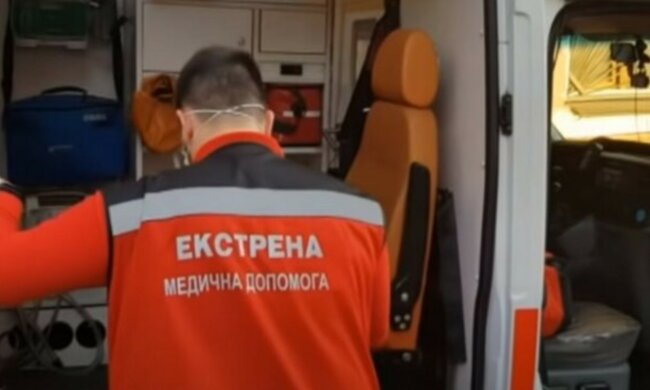 скорая помощь, врачи