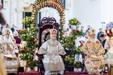 Торжества в Киево-Печерской лавре: Митрополит Онуфрий 8 лет Предстоятель УПЦ - репортаж